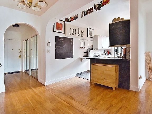 3rd image of 35-24 72nd St APT 6F