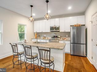 17663 Washington St, Dumfries, VA 22026