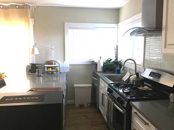 5th image of 4523 Castle Ln