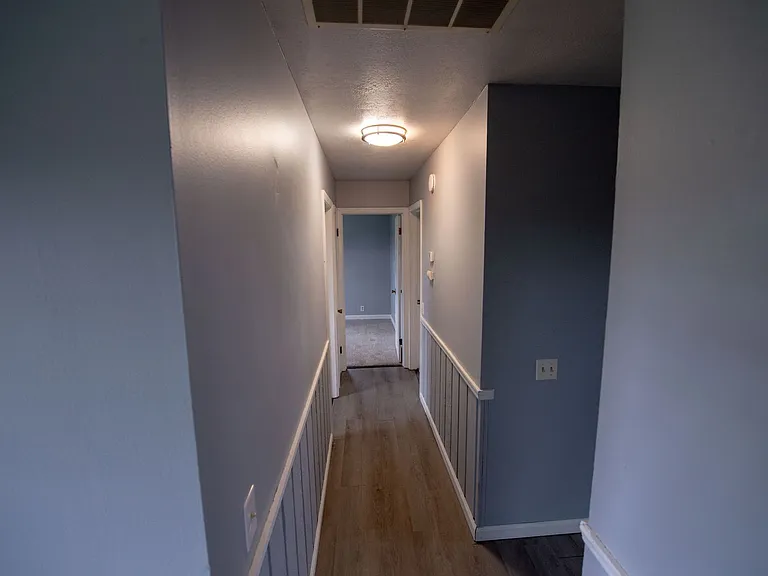 4621-4655 S Acorn Dr — Photo 34