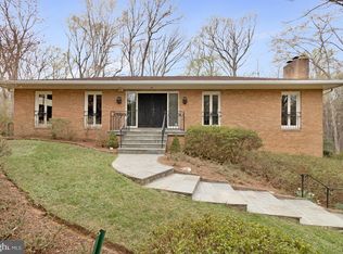 4066 Rosamora Ct, Mc Lean, VA 22101