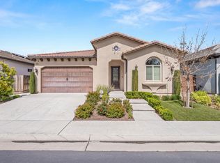 1760 E Benvenuto Dr, Fresno, CA 93730
