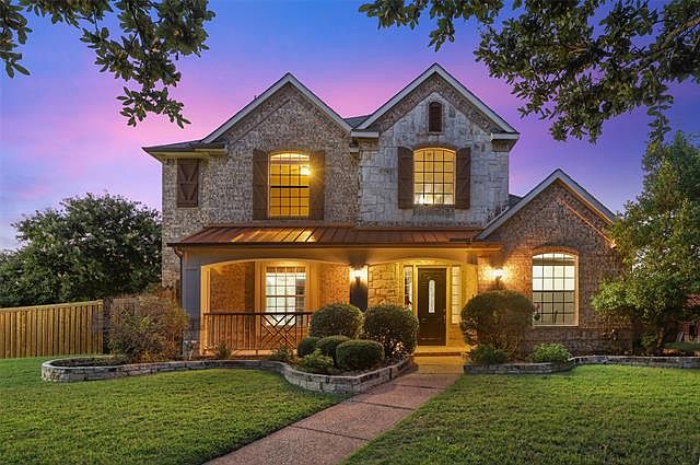 1st image of 1054 Sir Lancelot Cir