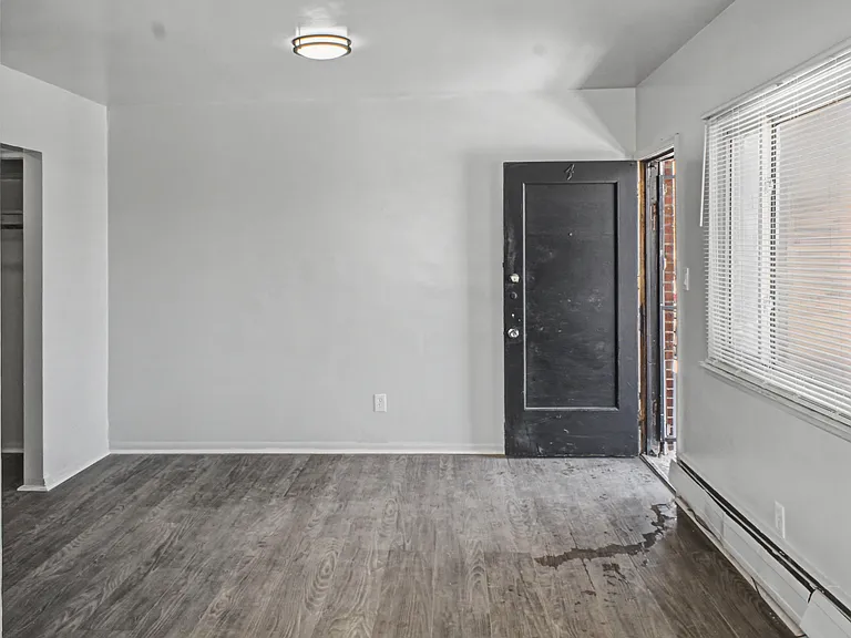 15100 Tireman St #4 — Photo 3