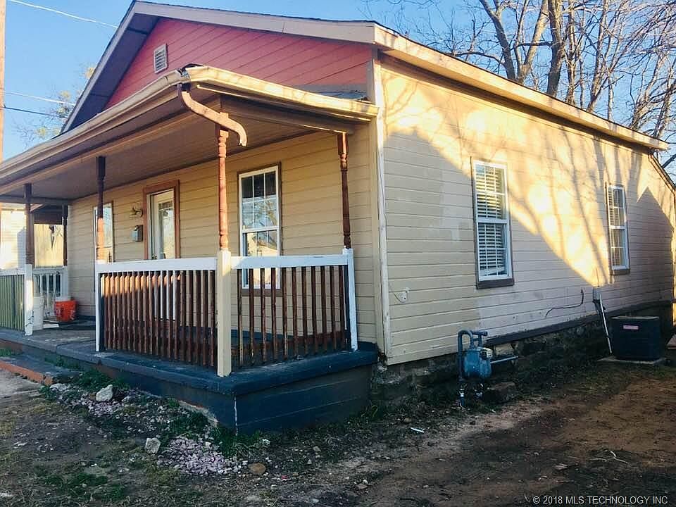 2nd image of 708 E Lee Ave