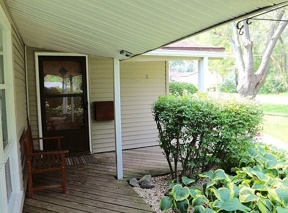5th image of 18111 Patrick Ave