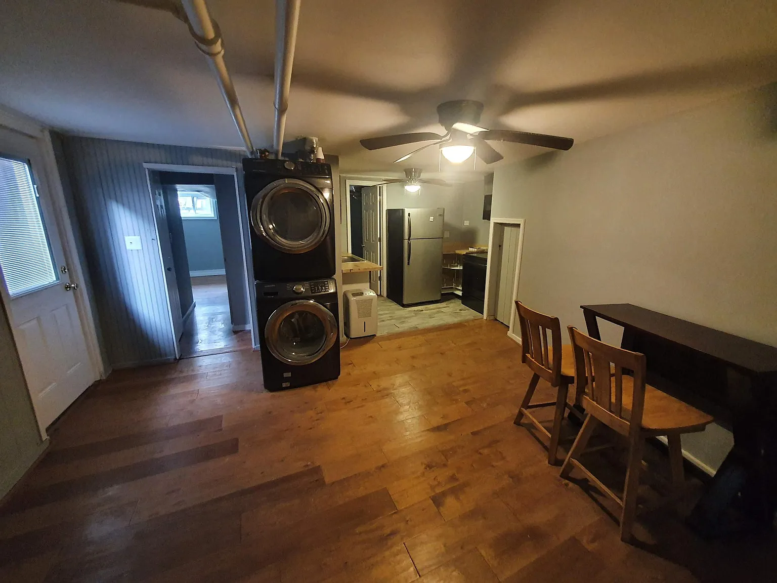 3 bed, 1000 sqft, $797 — Photo 4
