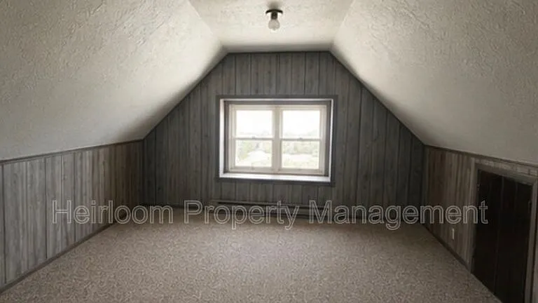 1209 N 16th St #UPPER — Photo 7