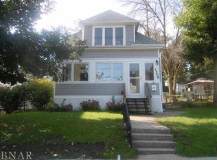 1206 W Olive St, Bloomington, IL 61701