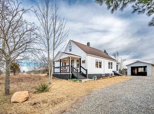 2695 Huffville Rd, Pilot, VA 24138