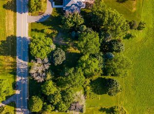 8834 S 68th St, Franklin, WI 53132