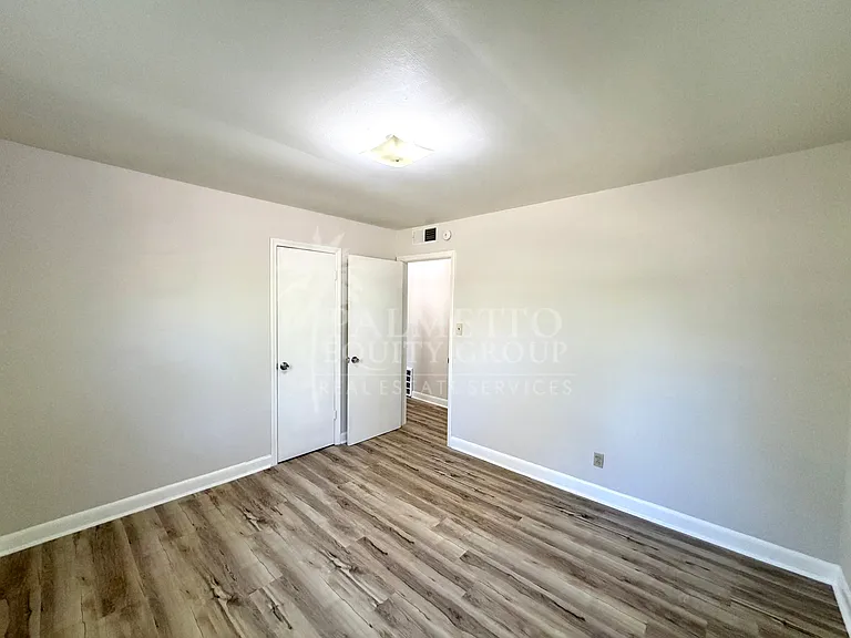 4224 Kildare Dr — Photo 10