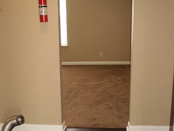 5th image of 208 S David Ln APT 6