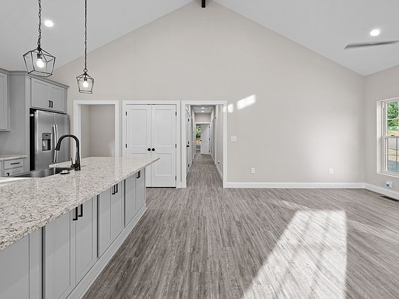 4th image of 204 Red Bud Ln Lot 66/5