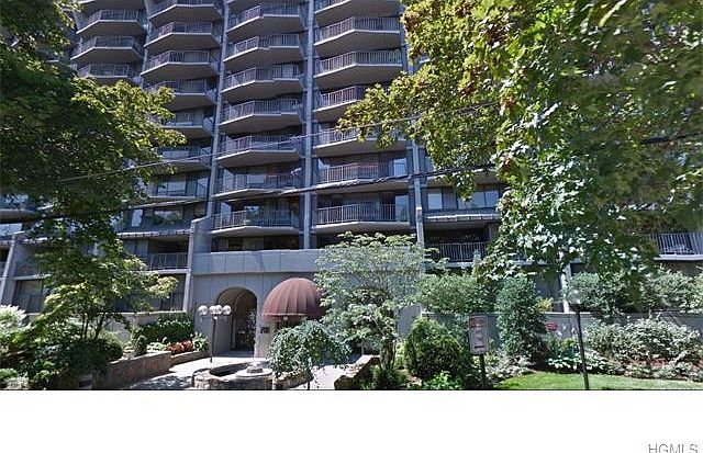 1st image of 15 Stewart Pl APT 7C