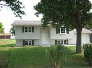 809 E Washington St, Elk Point, SD 57025