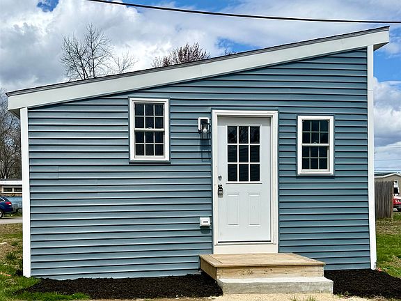 3rd image of 1338 Woodbury Avenue #13