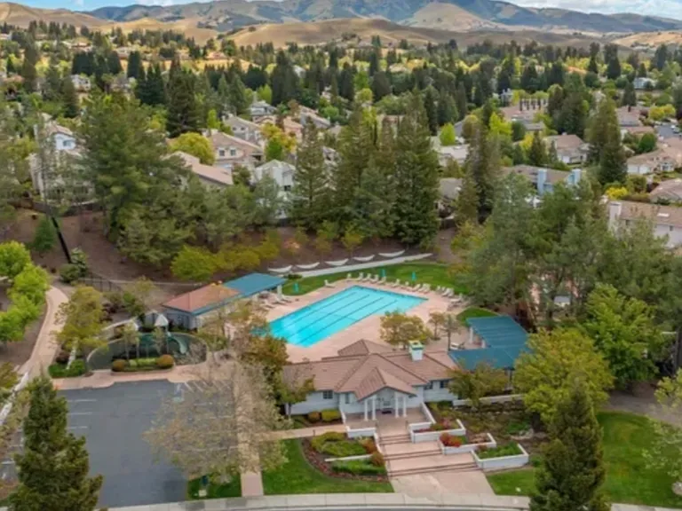 Community Pool - Main