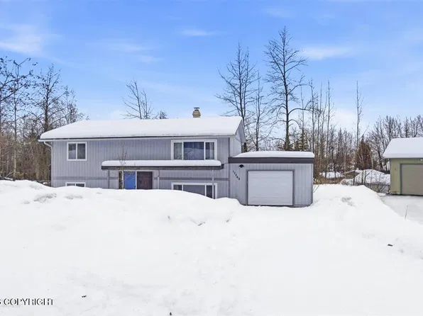 17269 Palos Verdes Dr, Eagle River, AK 99577