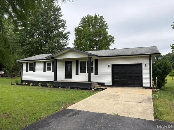 12157 County Road 637, Dexter, MO 63841