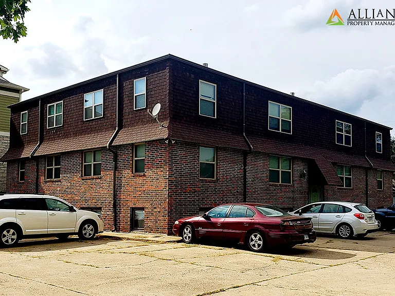 Ninth St. 701 N. — Photo 2