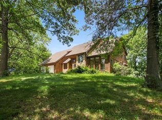 5304 NE Barry Rd, Kansas City, MO 64156