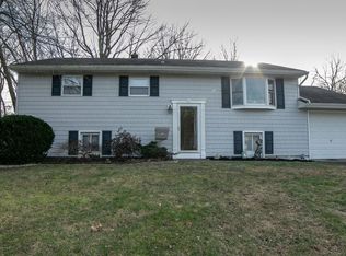 110 Darien Rd, Howell, NJ 07731