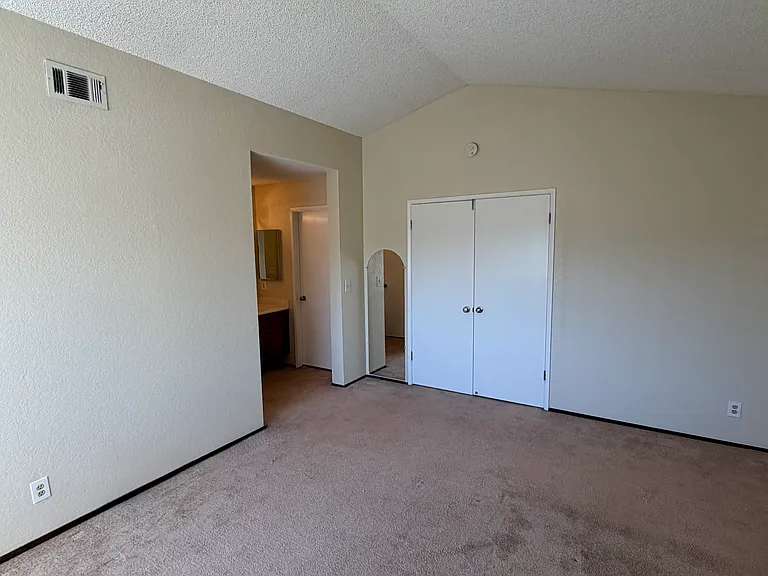 32727 Gustine St — Photo 12