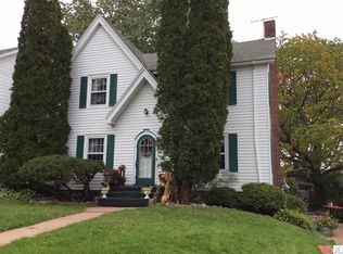 1616 E 7th St, Duluth, MN 55812