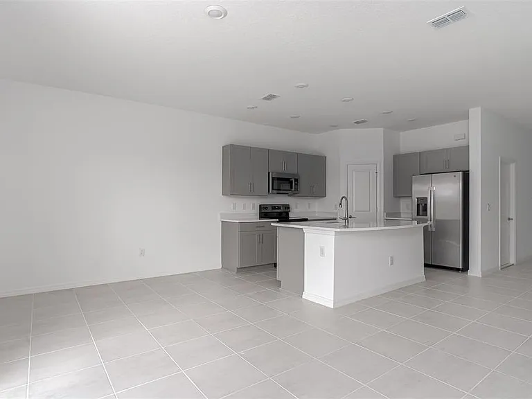 11787 Glenside Ter — Photo 6
