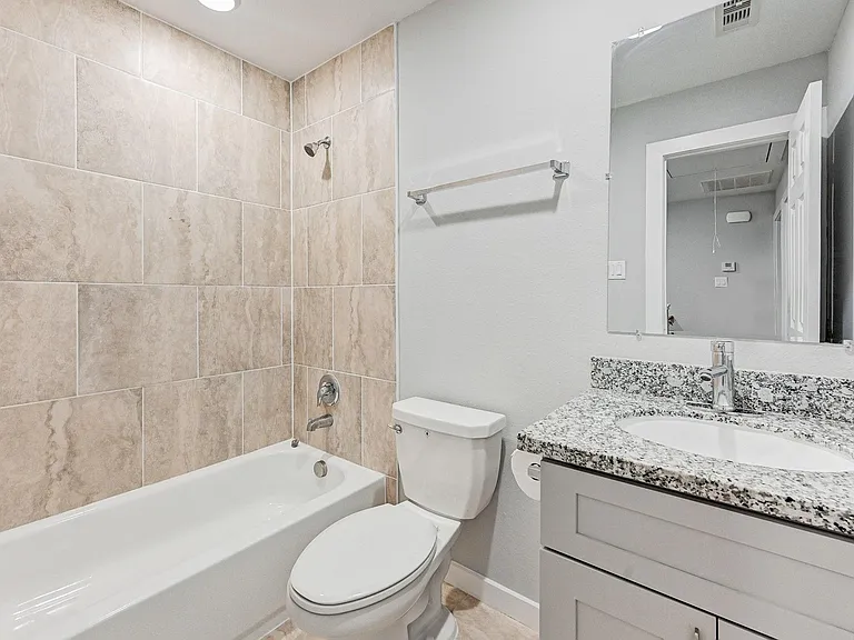 1017 N Lane St #A — Photo 21