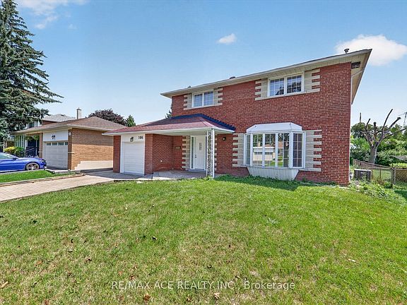 3rd image of 106 Portico Dr
