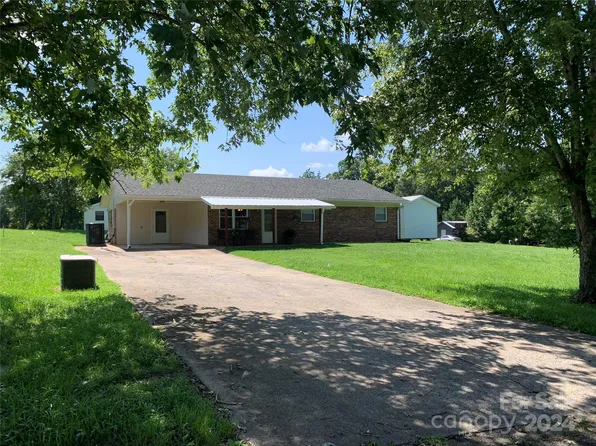 292 Iverson Rd, Forest City, NC 28043