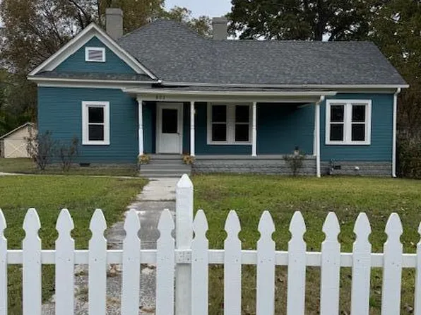 803 Cove Rd, Chickamauga, GA 30707