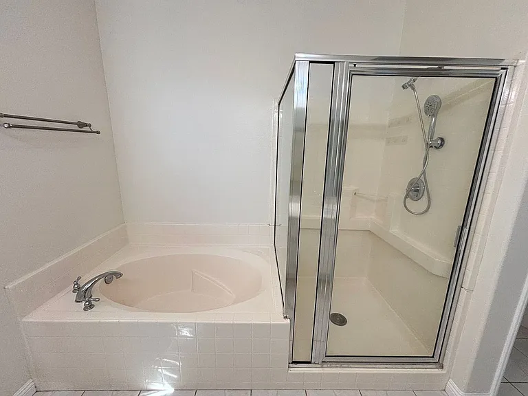6222 Villa Ryan Ct — Photo 23