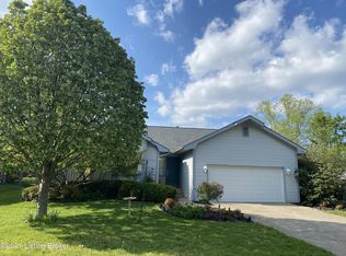 12403 Ledges Dr, Middletown, KY 40243