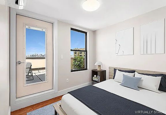 4th image of 418 Suydam St APT 4B