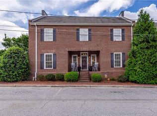 105 Gannaway St, Jamestown, NC 27282