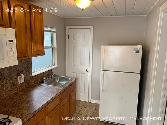 4th image of 427 8th Ave N APT 9