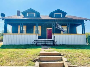 601 N Cottonwood St, Granite, OK 73547