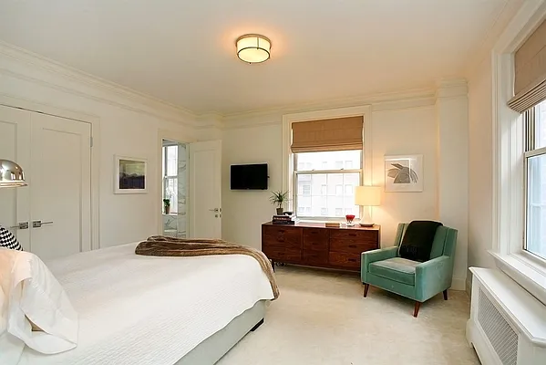 Sold by Corcoran | media 17