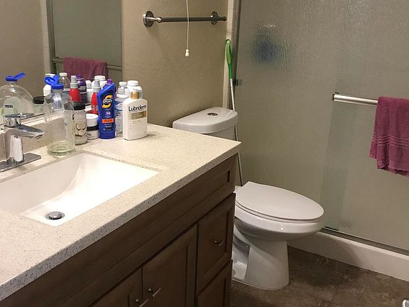3rd image of 1604 E Angela Dr