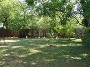 417 Hugo St, Kerrville, TX 78028