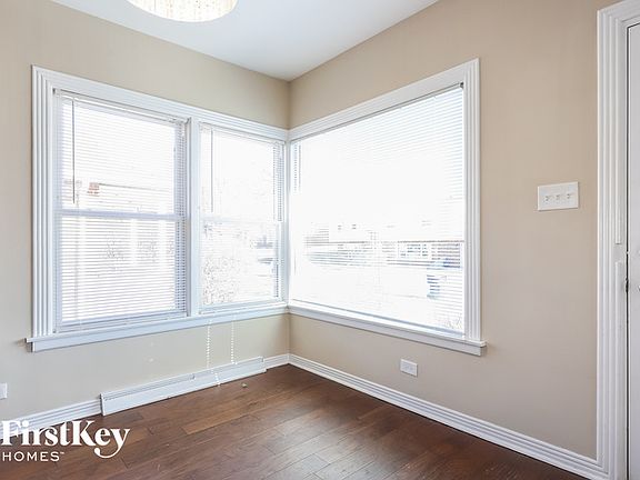 5th image of 2708 W 94th Pl