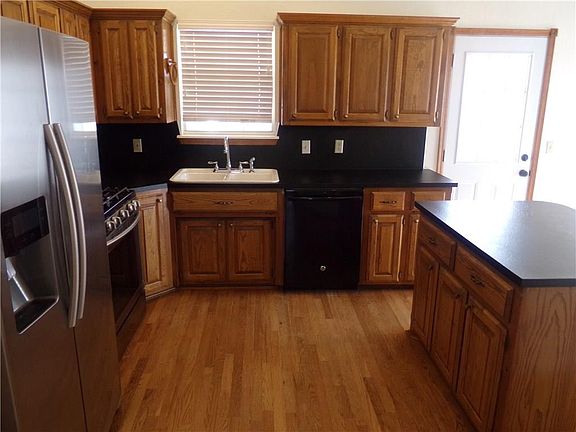 5th image of 13032 Willowcrest Ln