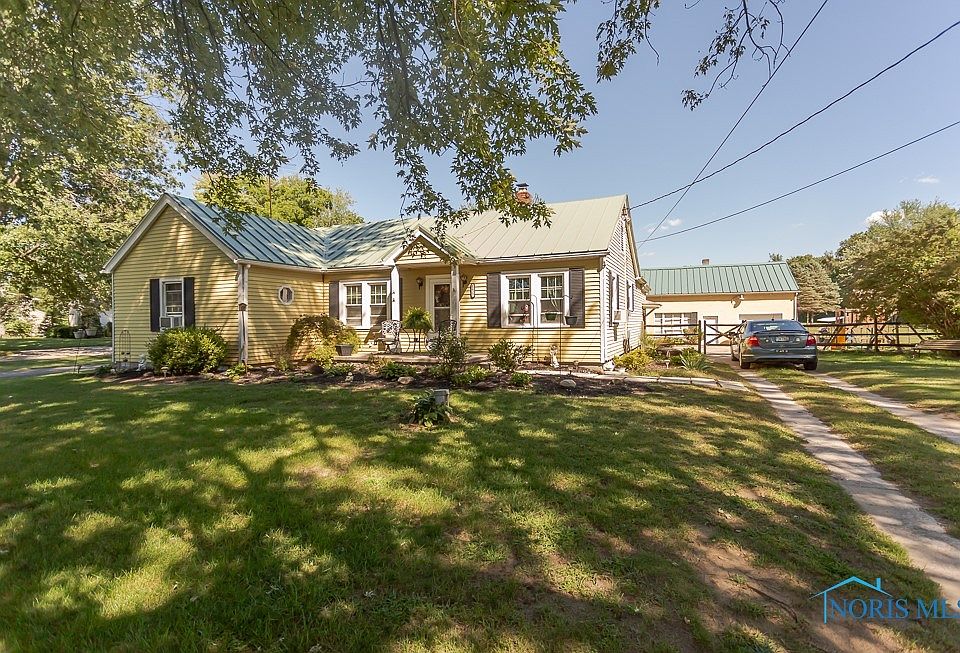1435 S Crissey Rd, Holland, OH 43528 Zillow