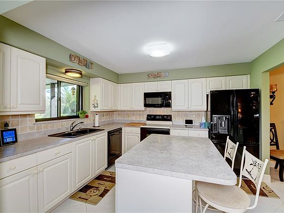 4th image of 2594 SW Bobalink Cir