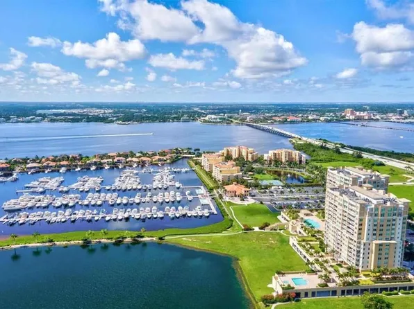 130 Riviera Dunes Way APT 403, Palmetto, FL 34221