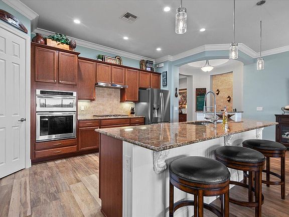 4th image of 3704 Siena Circle