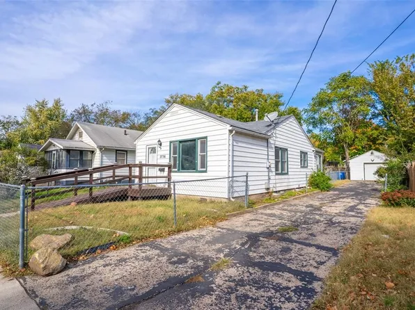 2736 Des Moines St, Des Moines, IA 50317
